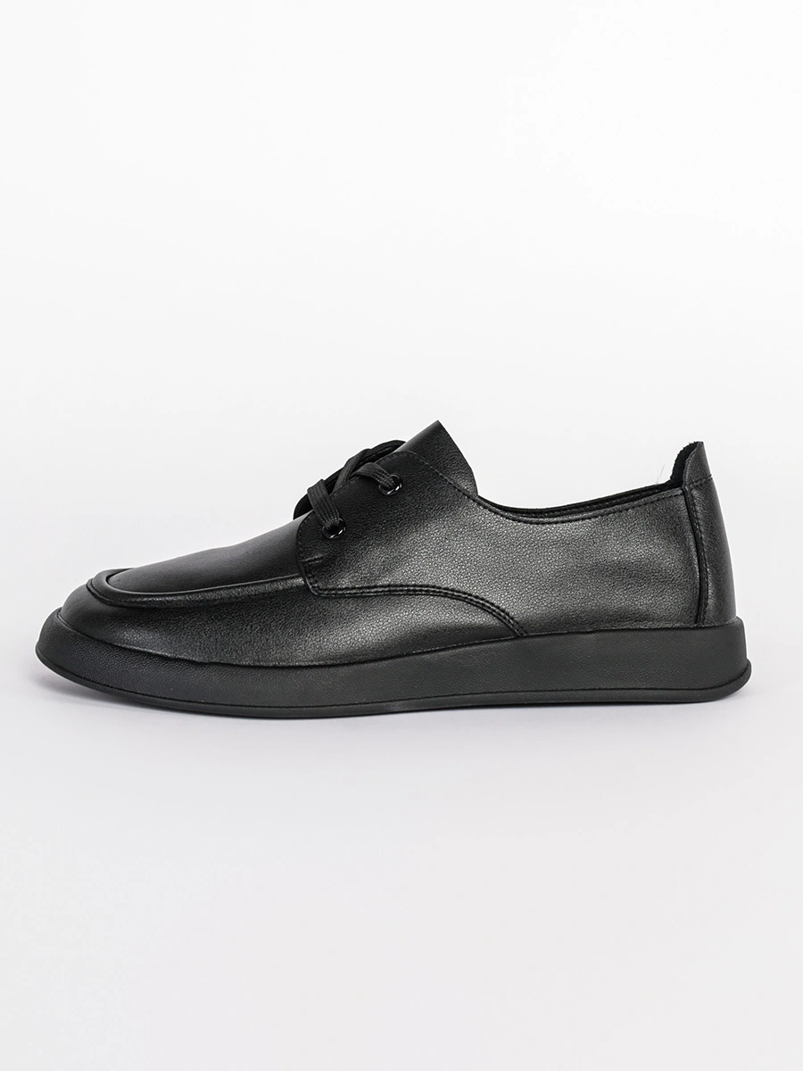 Туфли-дерби черного цвета из натуральной кожи